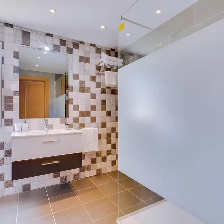 Zen Garden, Private 3bdr Vila With Pool וילה